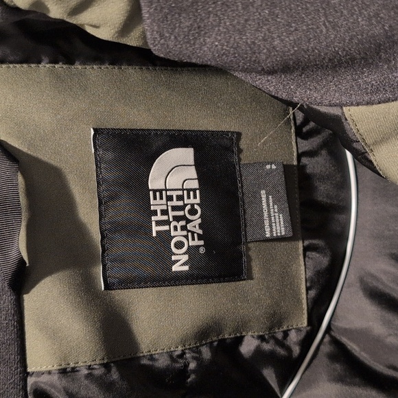 The North Face Men's Olive Jacket for ski or just to be warm. - Picture 4 of 5